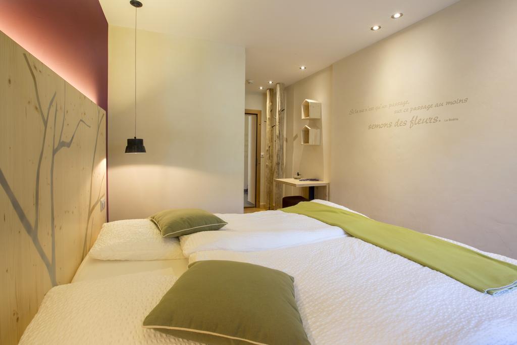 Auberge De L'Hospice Bourg-Saint-Pierre Room photo